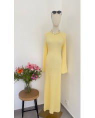 ROBE LONGUE EN MAILLE JAUNE