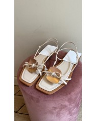 MULES À TALON BLANCHE