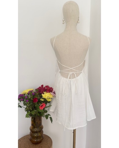 ROBE TUNIQUE DOS NUS À LAÇAGE