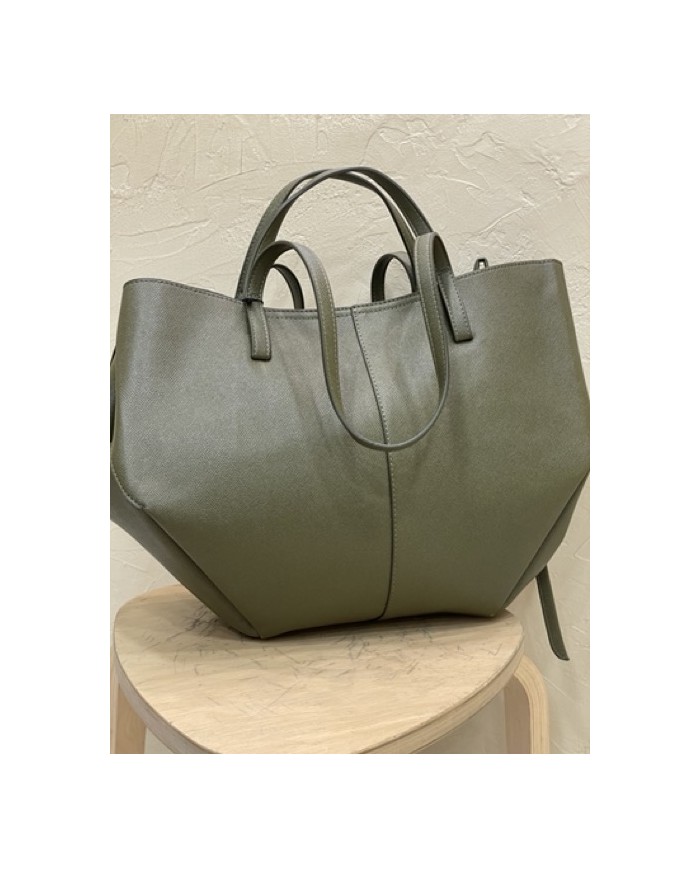SAC LAURA