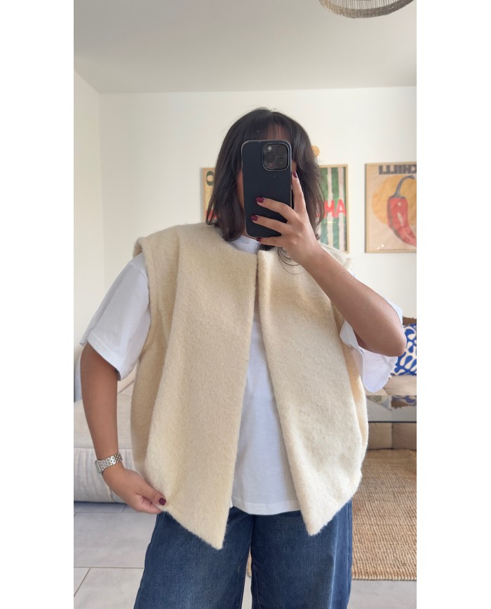 VESTE SANS MANCHE JAUNE BEURRE