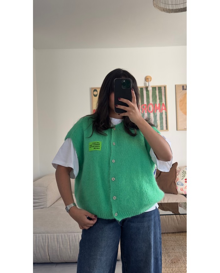 PULL SANS MANCHE VERT