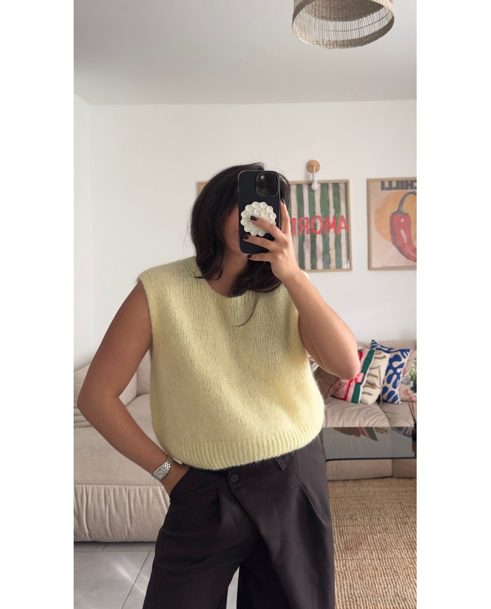PULL SANS MANCHE "MOHAIR" JAUNE