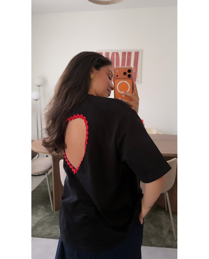T-SHIRT COEUR NOIR