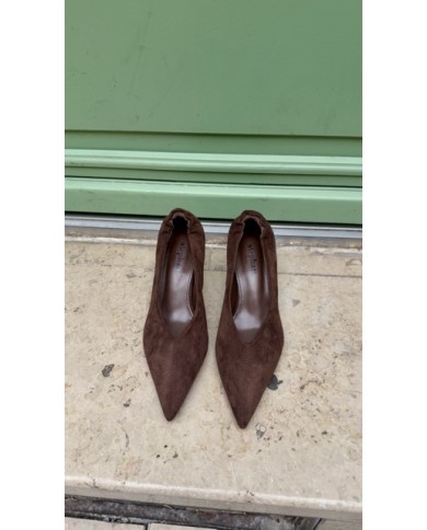 ESCARPINS MARRON