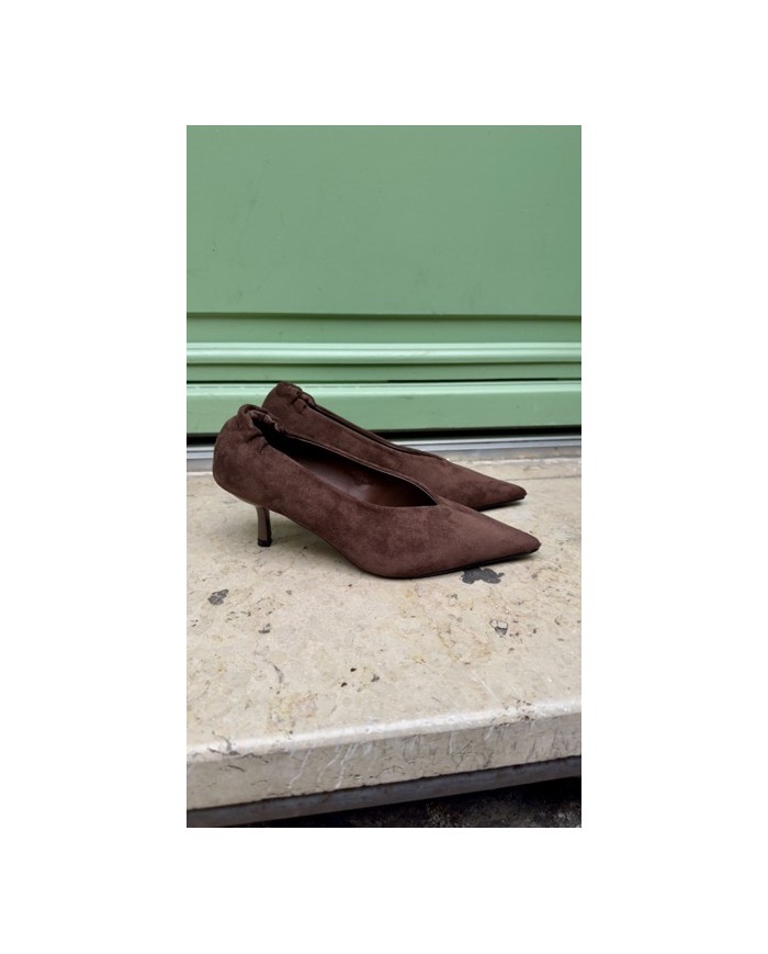 ESCARPINS MARRON