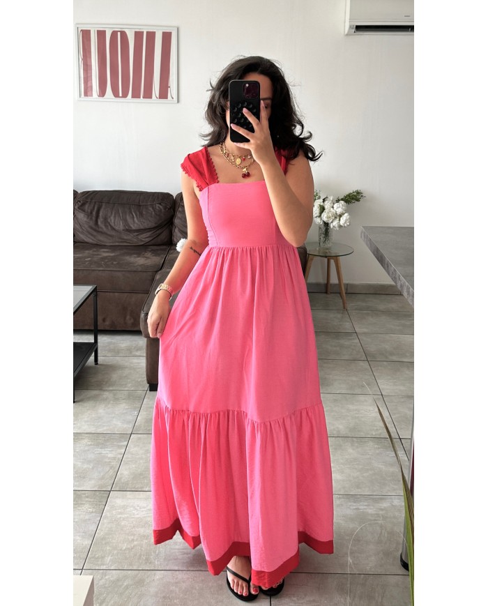 ROBE ROSE SUR COUTURE ROUGE